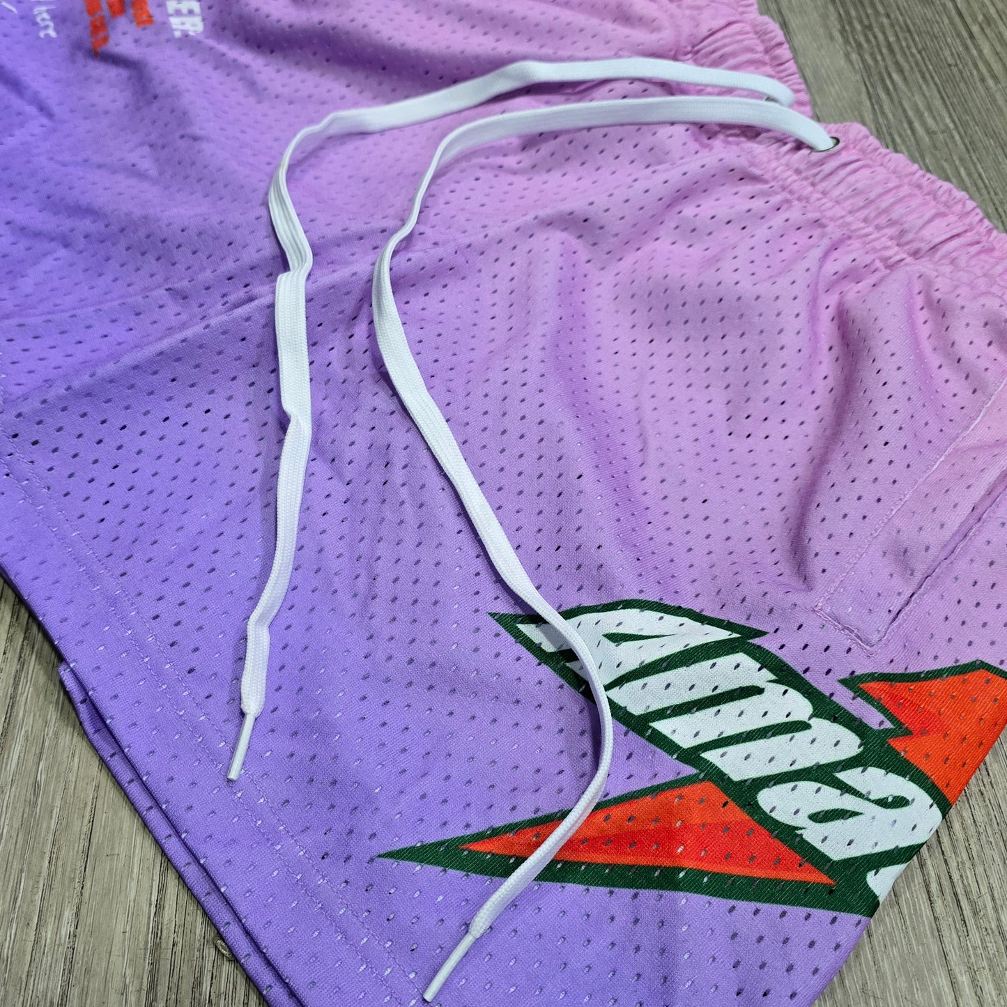 AMATEUR PASTEL SALMON MESH SHORTS