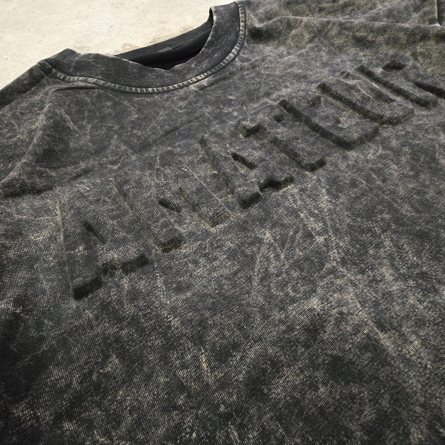AMATEUR EMBOSS WASHED