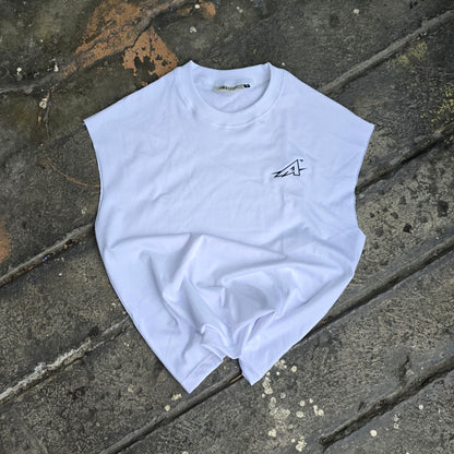 THE PRESENT AMATEUR MUSCLE TEES