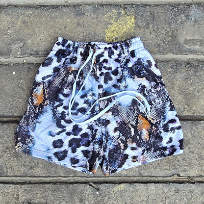 AMATEUR ARCTIC CHAOS MESH SHORTS