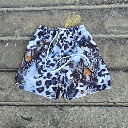 AMATEUR ARCTIC CHAOS MESH SHORTS