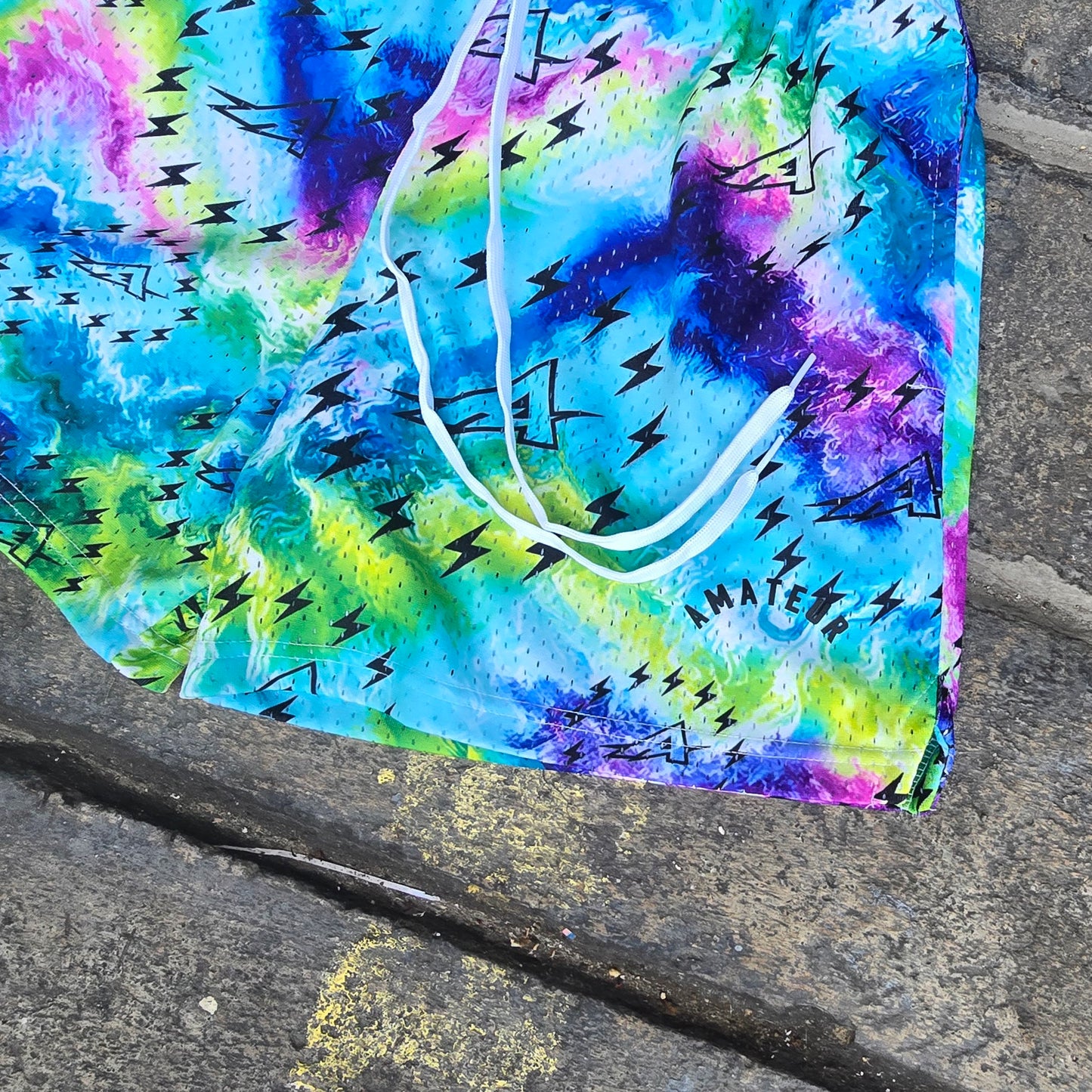 AMATEUR POLARIS MESH SHORTS