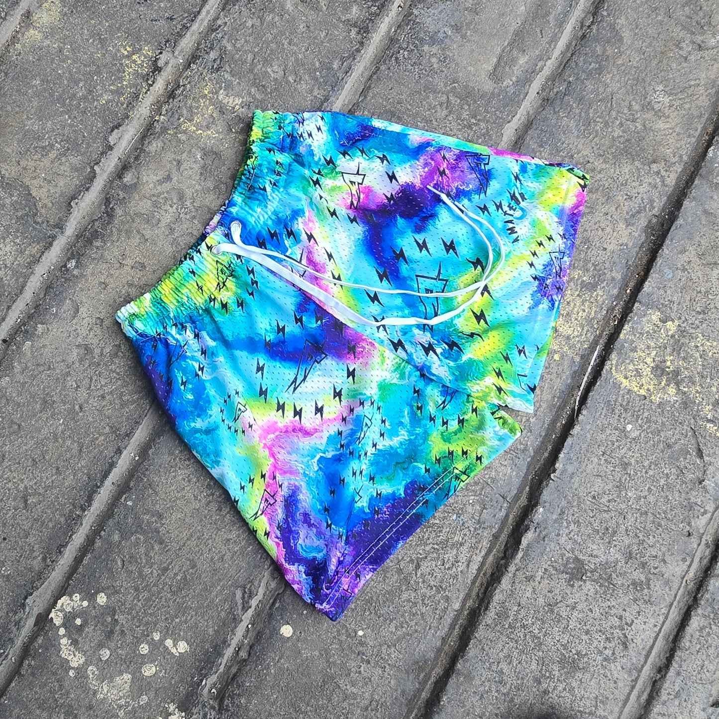 AMATEUR POLARIS MESH SHORTS
