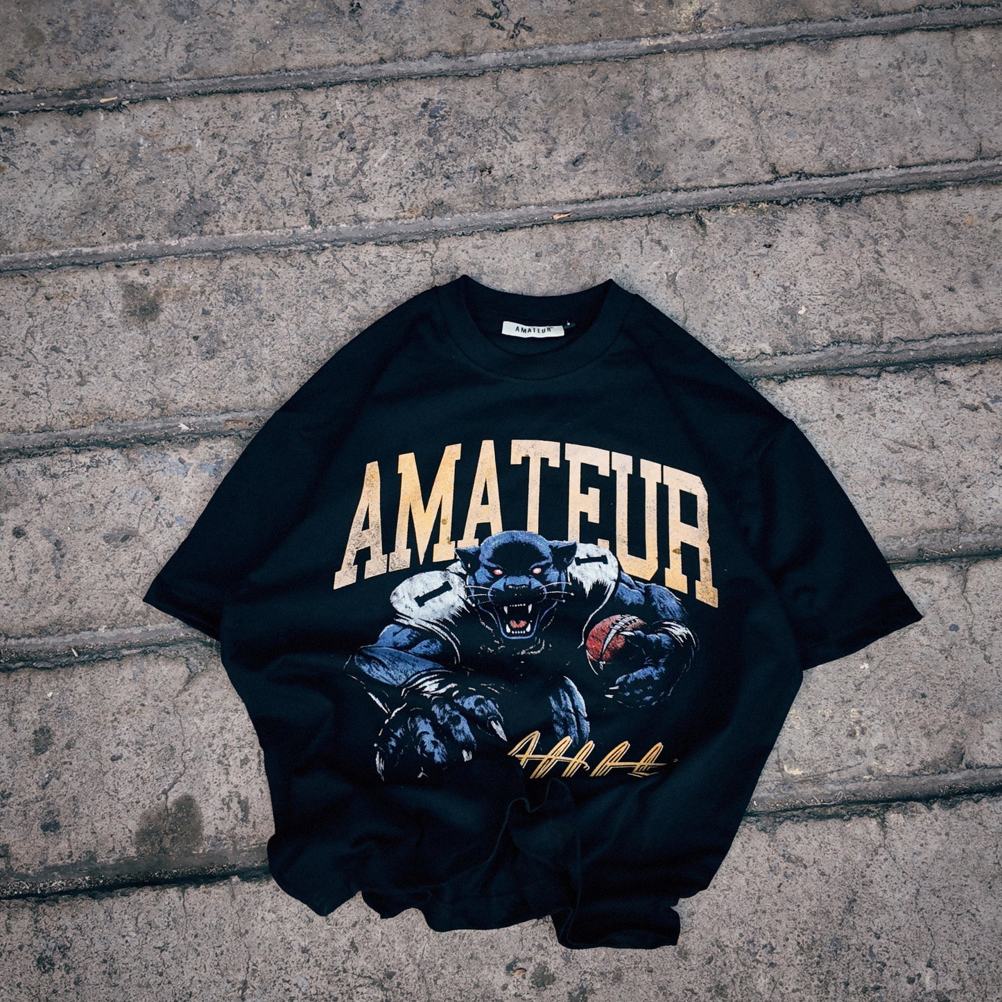 AMATEUR RUN WILD TEE'S